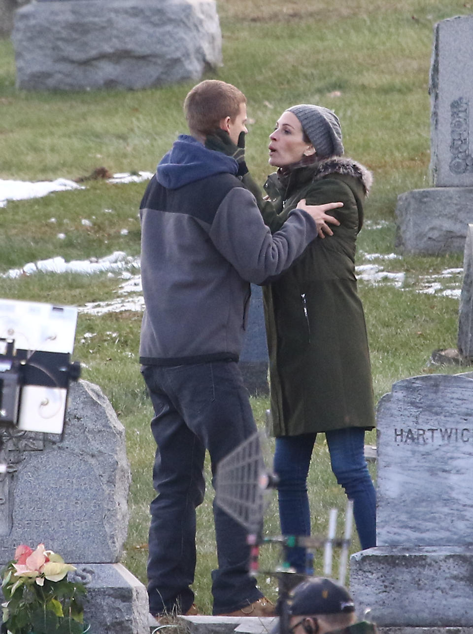 Im Film spielen Julia Roberts und Lucas Hedges Mutter und Sohn. (Bild: AR Photo/Splash News)