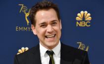 Bereits vor seinem Engagement bei "Grey's Anatomy" hatte T.R. Knight vor allem auf der Bühne gestanden, nach dem Ende der Serie feierte er am Broadway Erfolge in Theaterstücken und Musicals. Aber auch in kleineren TV-Rollen in "Good Wife" und "The Catch" war der Schauspieler, der seit 2013 mit einem Tänzer verheiratet ist, zu sehen. (Bild: Frazer Harrison/Getty Images)