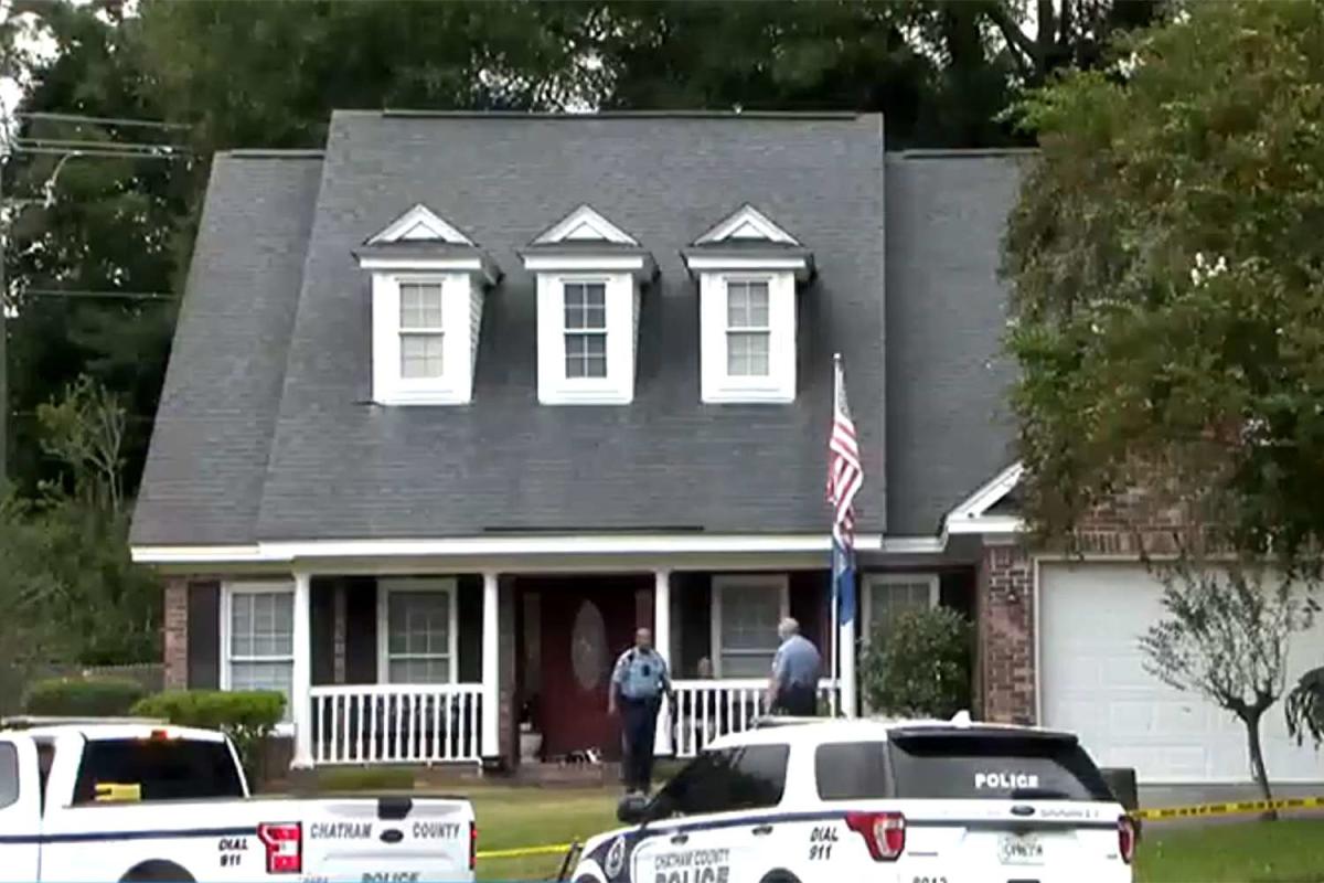 Georgia sisters, 70 and 71, die in murder-suicide that occurred in their father's home