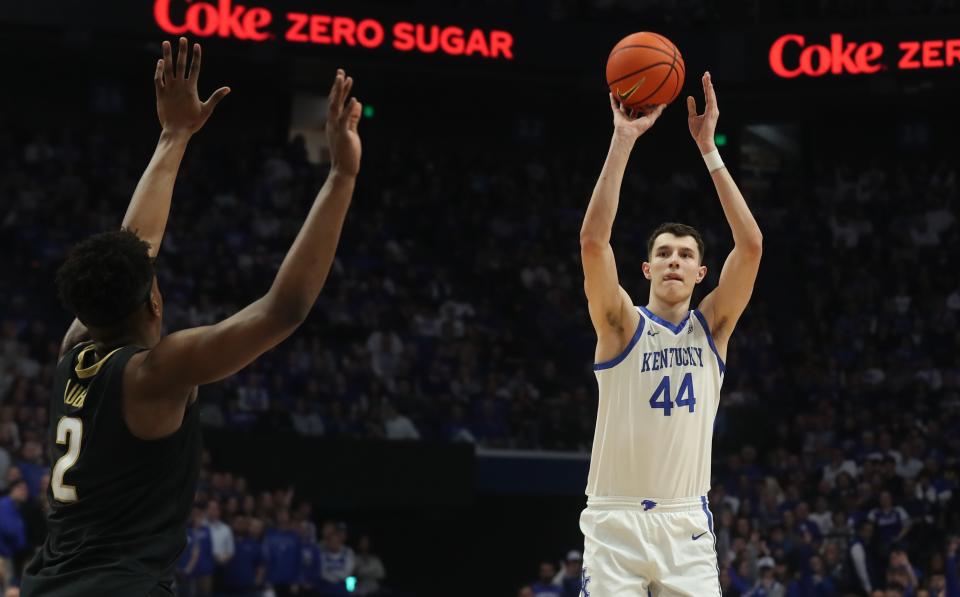 Kentucky forward Zvonimir Ivisic (44) tries to make a three against Vanderbilt forward Ven-Allen Lubin (2) during the first half of an NCAA basketball game at Rupp Arena in Lexington, Kentucky, Wednesday. fair, March 6, 2024
