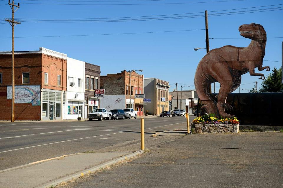 Dinosaur satue at city center of Glendive, Montana