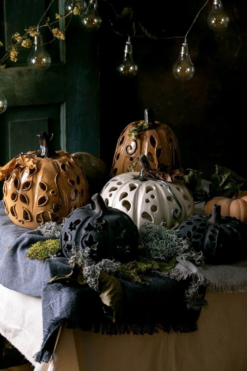 halloween table decor