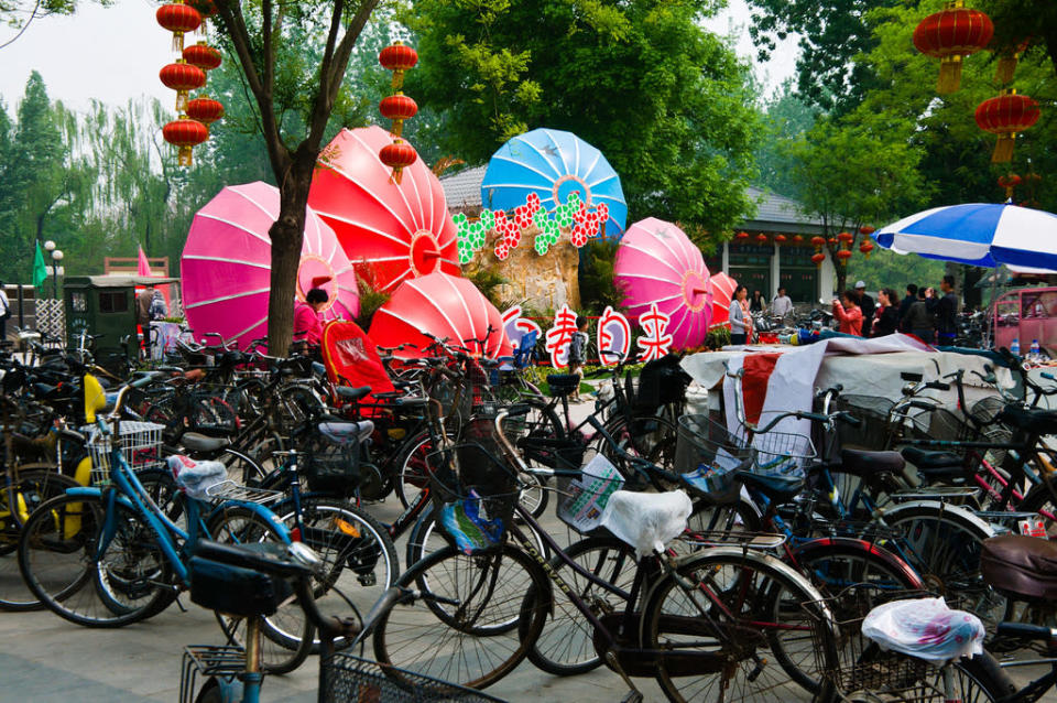 <b>Pekín, China </b><br> Beijing sigue siendo el centro cultural y artístico de China, un imperio que actualmente está en la cúspide de su grandeza. Aunque que los Juegos Olímpicos de 2008 ya puedan parecer un lejano recuerdo, su efecto es duradero y palpable en una multitud de joyas arquitectónicas, como el Nido de Pájaro. Más recientemente, el tren rápido Beijing-Shanghai ya conecta las dos ciudades en menos de cinco horas. Flickr/<a href="http://www.flickr.com/photos/maltman23/" rel="nofollow noopener" target="_blank" data-ylk="slk:Maltman23;elm:context_link;itc:0;sec:content-canvas" class="link ">Maltman23</a>