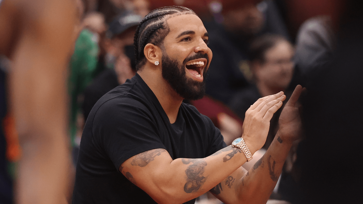 Rapper Drake shows off Astros tattoo on Instagram