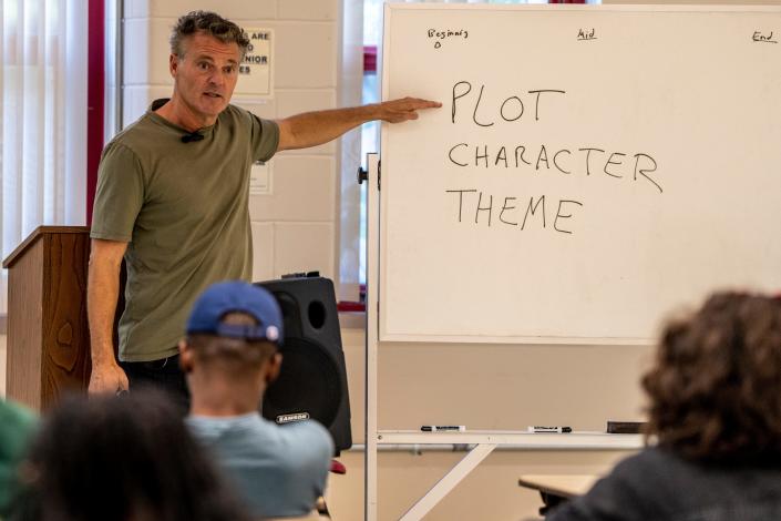 Film writer, producer and Teaneck native Chris Brancato gives the first of five lectures on screenwriting at the Rodda Community Center in Teaneck, NJ on Friday September 16, 2022.