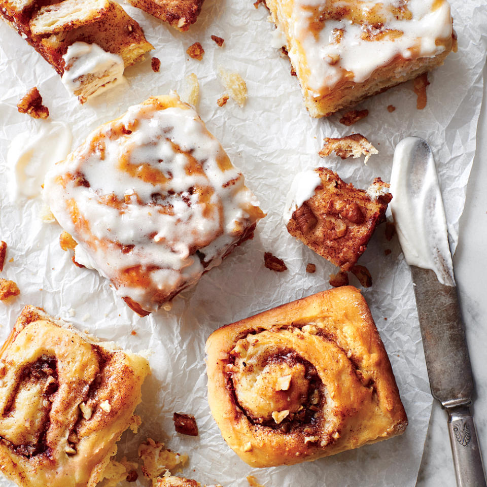 Christmas Morning Cinnamon Rolls