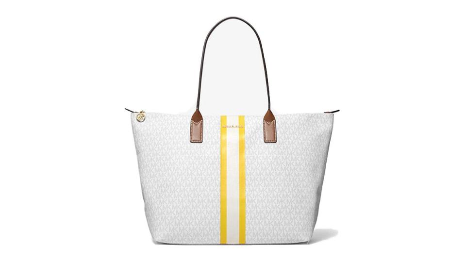 This tote has style to spare.