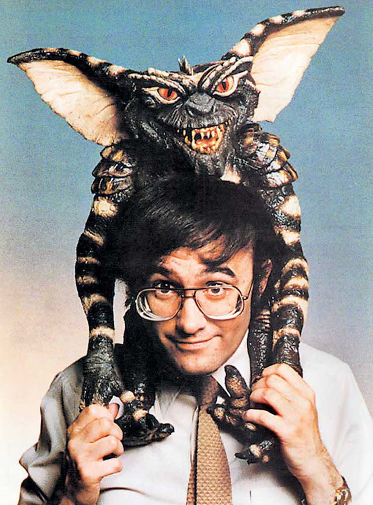 Viejos ?tiempos: El director norteamericano ?Joe Dante, con una ?de sus criaturas ?más famosas