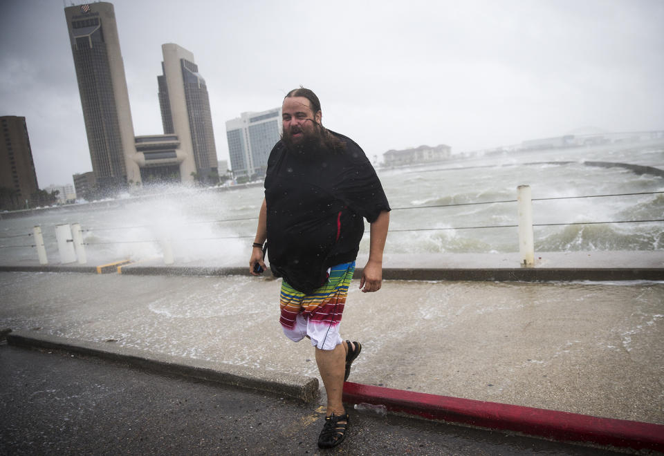 (FOTOS) Texas se prepara para la llegada de un huracán devastador