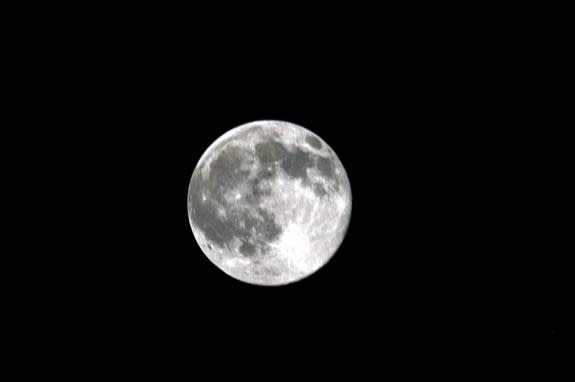 NASA astronaut Scott Kelly on the International Space Station posted this photo of the Blue Moon full moon of July 31, 2015 on Twitter.