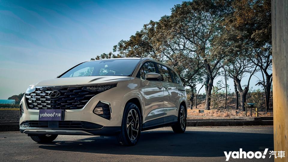 2022 Hyundai Custin GLT-B VIP試駕！注意看，這輛車太狠了！