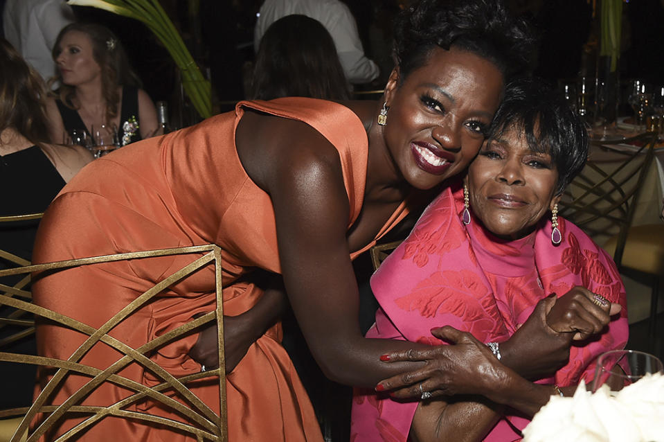 <p>Viola Davis and Cicely Tyson posed at the Governors Ball. (Photo: Richard Shotwell/Invision/AP) </p>