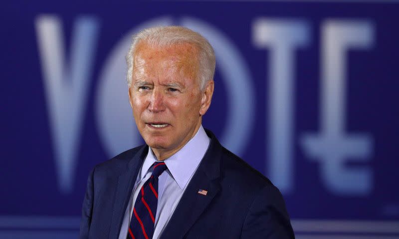 FOTO DE ARCHIVO: El candidato demócrata a la presidencia de Estados Unidos, Joe Biden, en Cincinnati