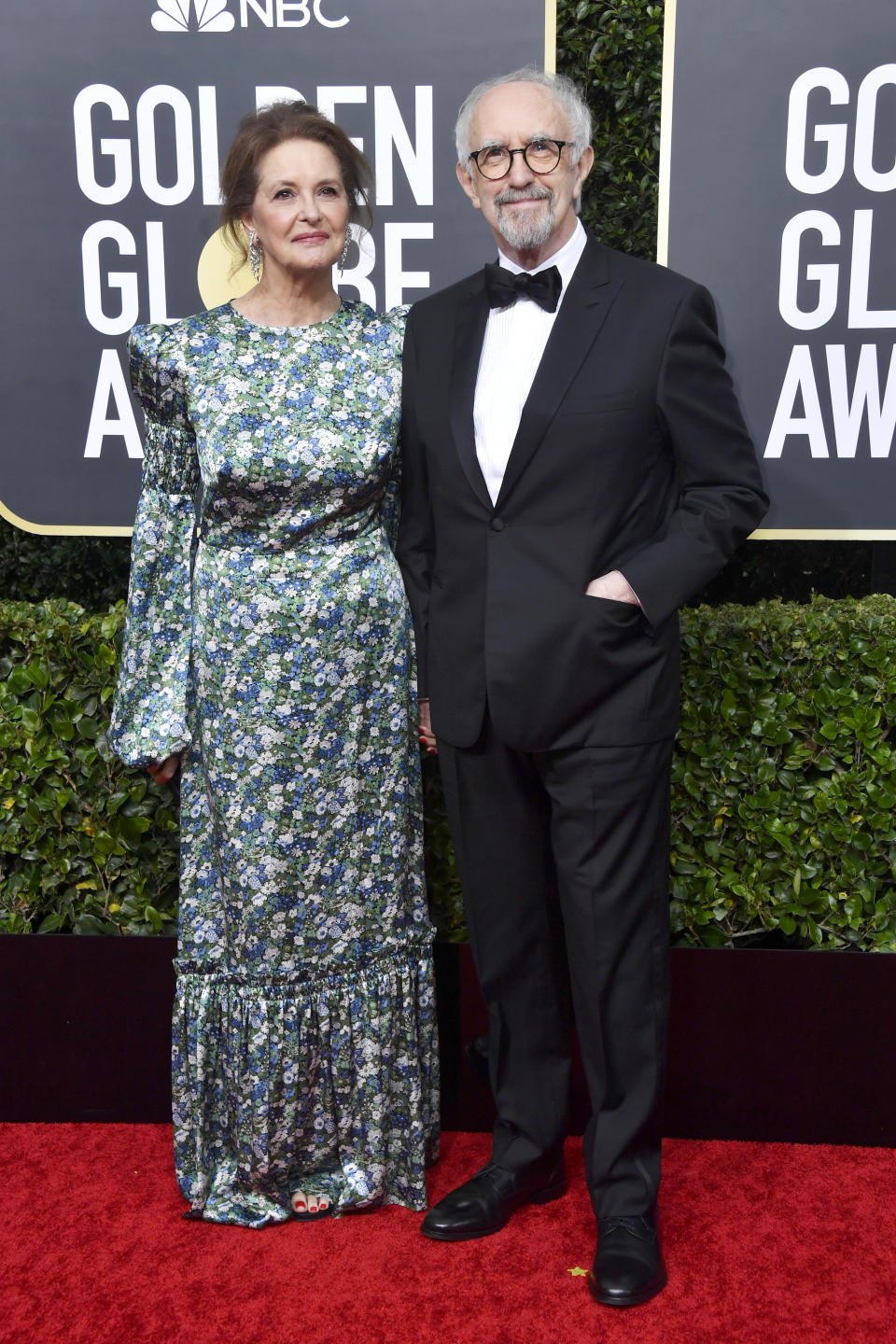 BEVERLY HILLS, CALIFORNIA - JANUARY 05: (L-R) Kate Fahy and Jonathan Pryce attend the 77th Annual Golden Globe Awards at The Beverly Hilton Hotel on January 05, 2020 in Beverly Hills, California. (Photo by Frazer Harrison/Getty Images)
