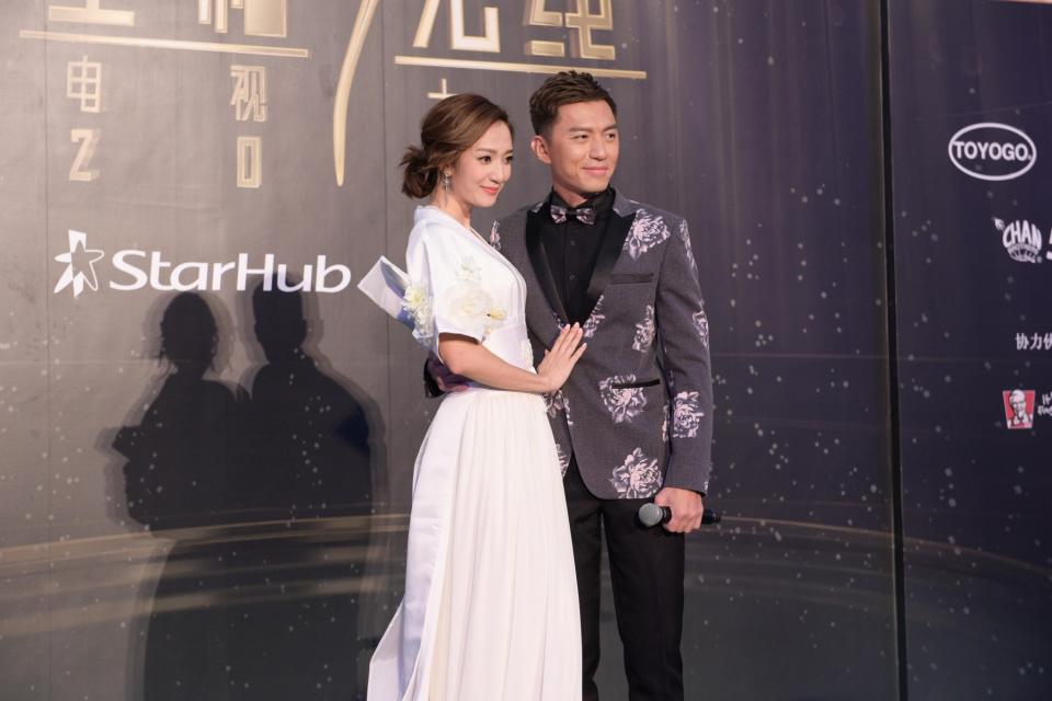 Stars dazzle at Starhub TVB Awards 2016