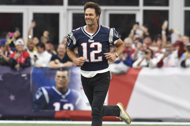 New England Patriots to honor football legend and former star