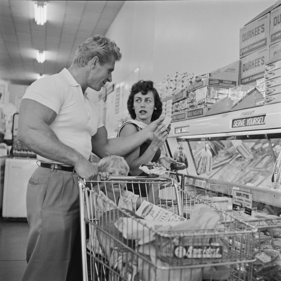 1956: A Family Shopping Outing