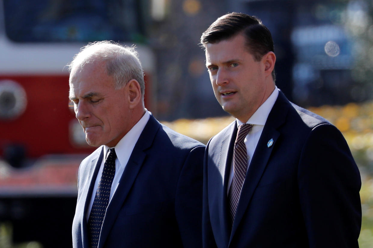 White House Chief of Staff John Kelly walks with White House Staff Secretary Rob Porter to depart with U.S. President Donald Trump aboard the Marine One helicopter from the White House in Washington, Nov. 29, 2017. (Photo:/Jonathan Ernst/Reuters)