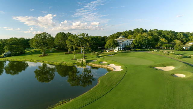 Weekend Getaway: 10 Great Towns For the NFL and Golf, Courses