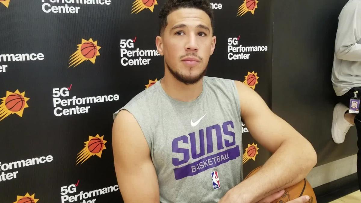 Should NBA bring back Christmas jerseys? Devin Booker thinks so