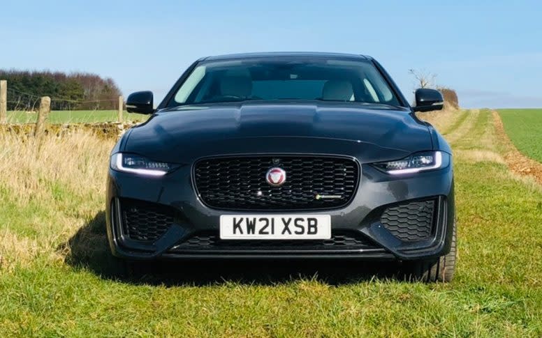 Jaguar XE P300 HSE AWD R-Dynamic on long-term test