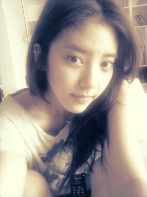 Son Dam Bi reveals her no makeup face