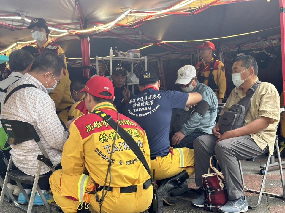 受困天祥多日的民眾，今天持續由空勤直升機撤出，也傳出希臘旅客英勇救了10多人的暖心故事。記者王燕華／攝影