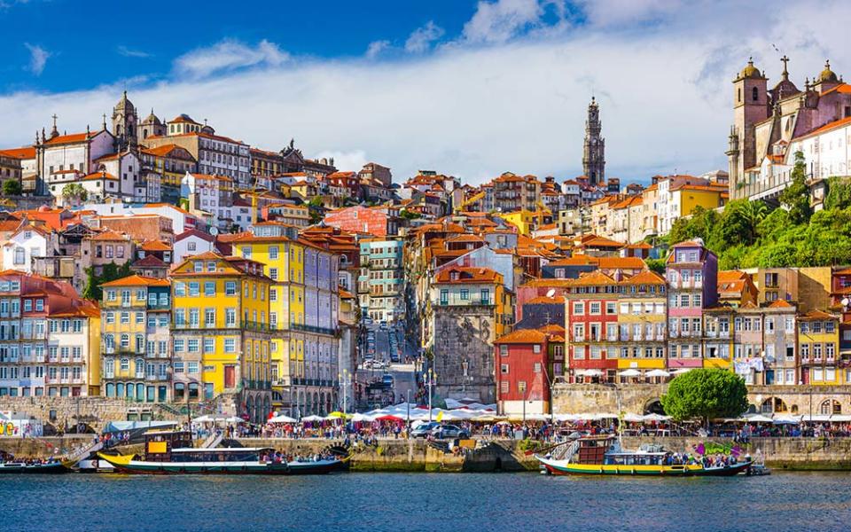it is Porto that adds a distinctive flavour to Douro sailings, with a rich trading history portrayed by pretty merchant’s houses lining the waterfront - sean pavone