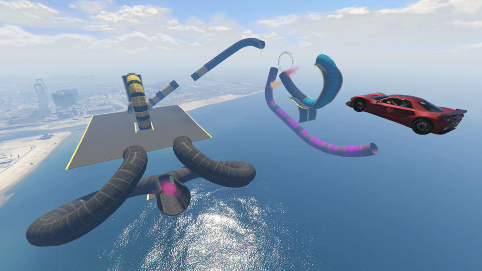 GTA Online screenshot of in-air race courses