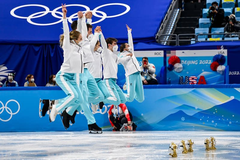 俄羅斯奧委會獲花滑團體賽金牌。（Photo : ISU Figure Skating twitter）