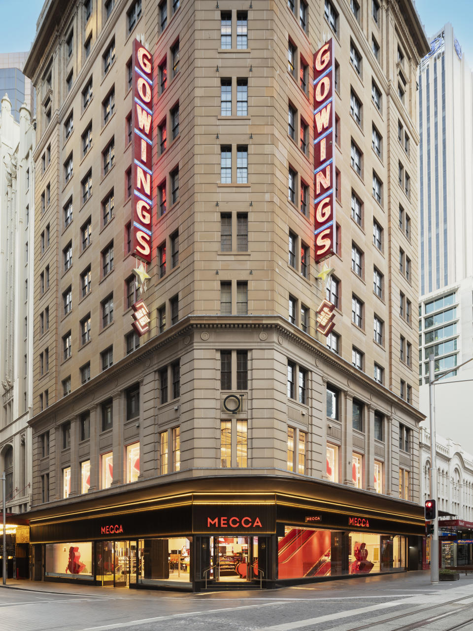 Mecca’s Sydney flagship measures 18,000 square feet.