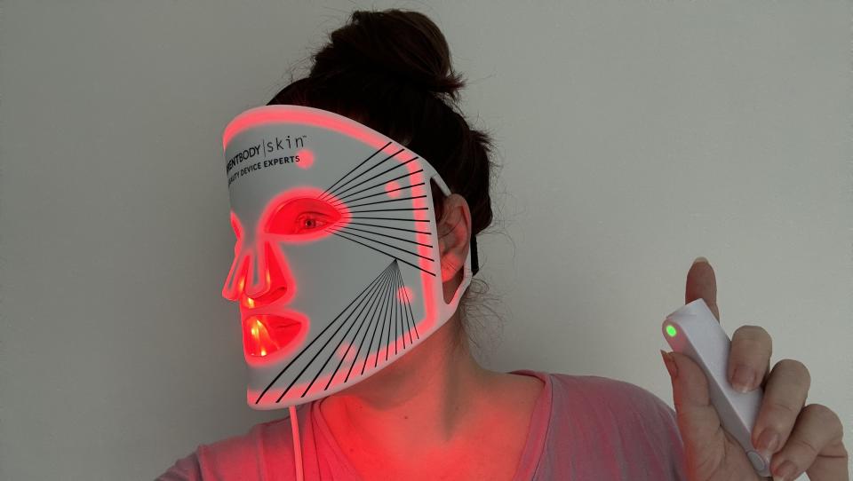 CurrentBody Skin LED Light Therapy Face Mask review