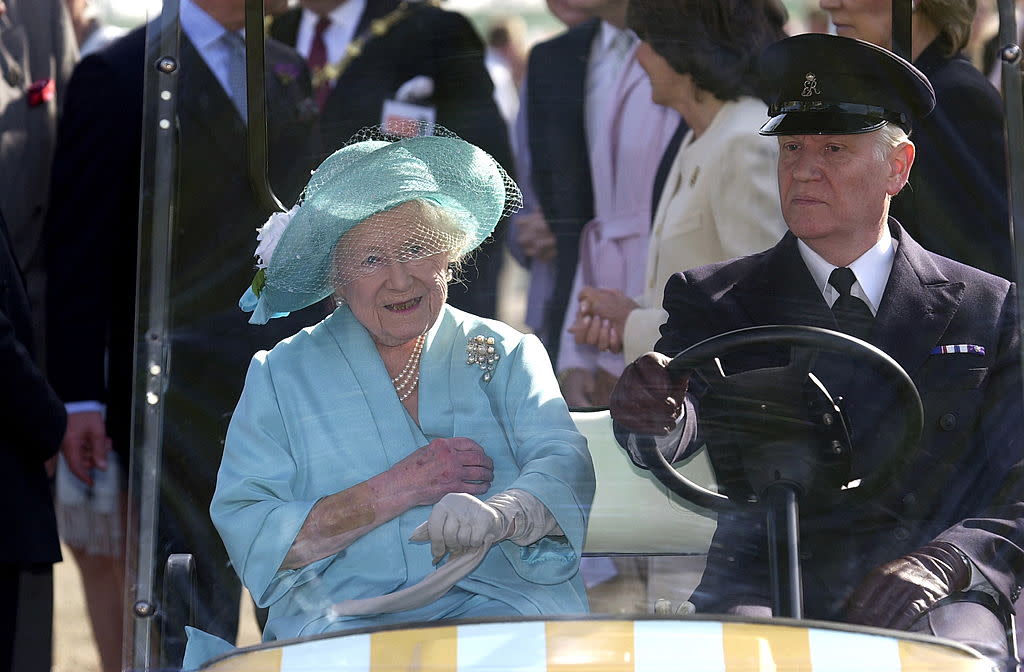 The Queen Mother visited The Chelsea Flower Show in 2001 in a buggy with her chauffeur. (Getty Images)