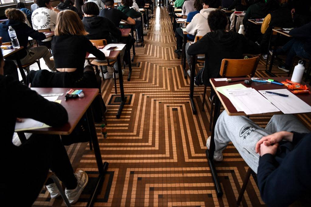 Photo d’illustration d’étudiants passant les épreuves de spécialité du baccalauréat, le 20 mars 2023, à Paris. 