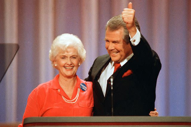 Ron Edmonds/AP/Shutterstock Pat and Dede Robertson at the Republican National Convention in 1988