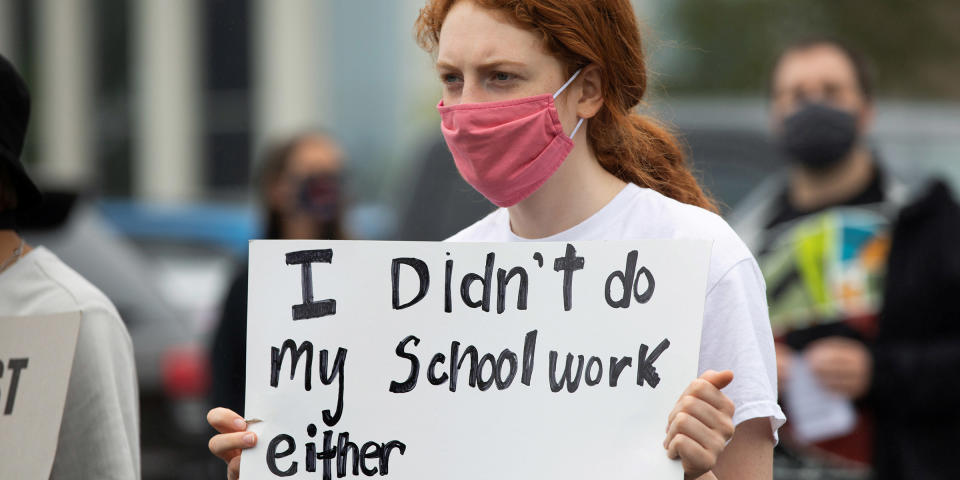 Students protest outside Groves High School in support of a fellow student who was jailed in a Detroit suburb (Emily Elconin / Reuters)