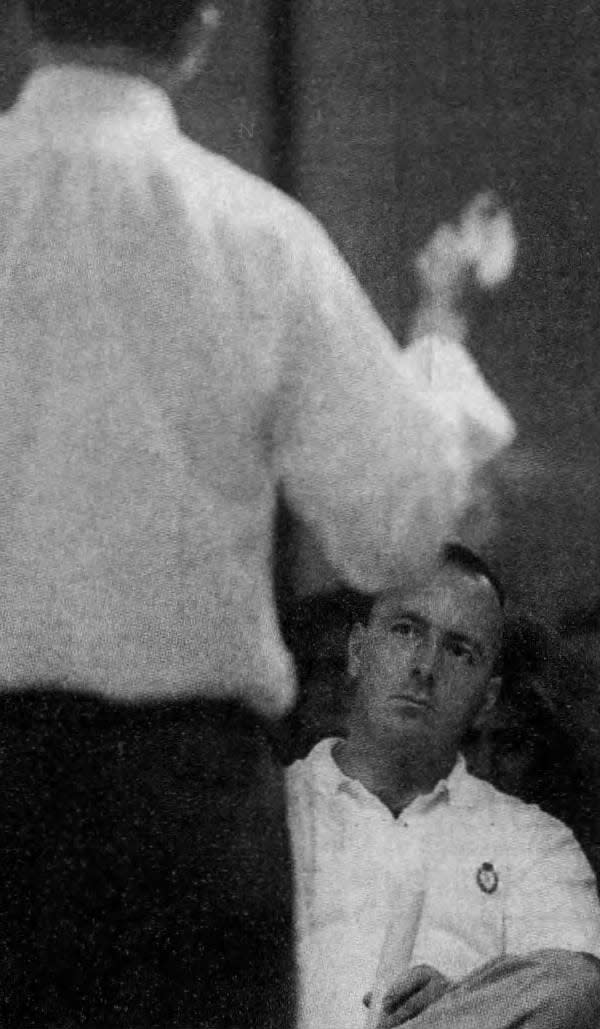 John Buzzelli listens to one of the officials on hand for the Thursday, July 23, 1998, town meeting on test results related to the “yellow tongue” disease linked to an Edison construction site.