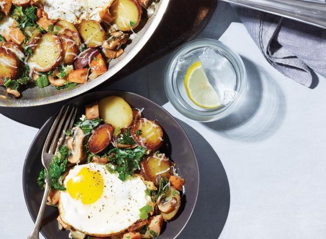 Crispy Hash Brown Breakfast Skillet - Sally's Baking Addiction