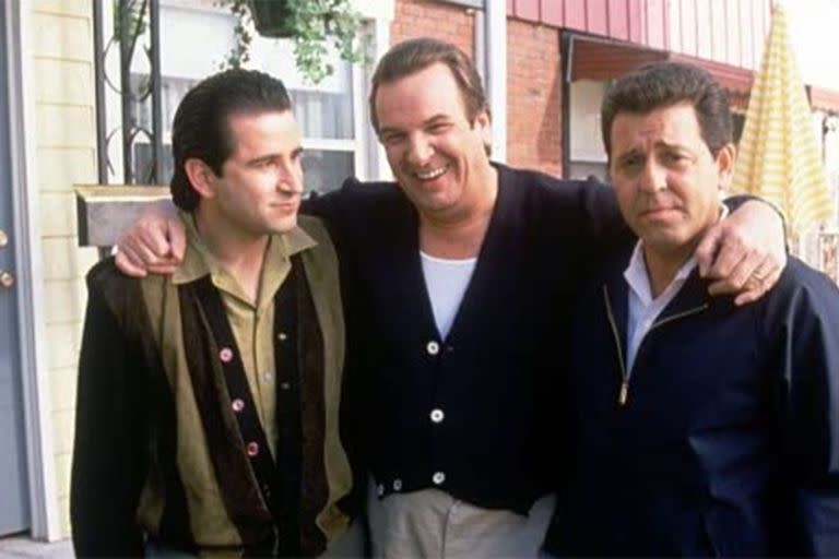 Pesce junto a Danny Aiello y  Anthony LaPaglia