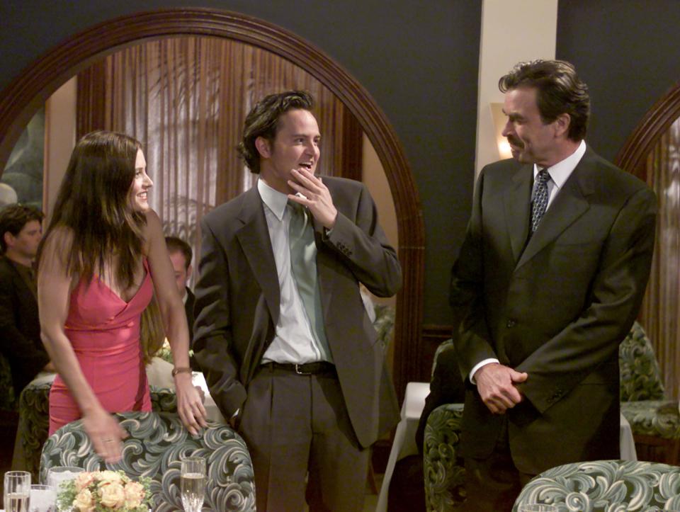 Tom Selleck's Dr. Richard Burke returned to "Friends" for The One With The Proposal featuring Courteney Cox as Monica Geller, Matthew Perry as Chandler Bing.