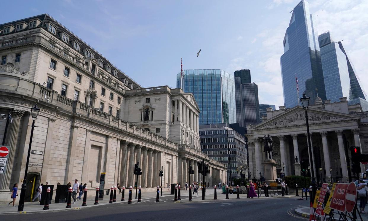 <span>City investors expect Threadneedle Street will keep interest rates at 5%</span><span>Photograph: Alberto Pezzali/AP</span>