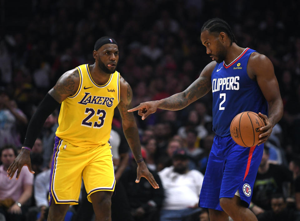 Are the careers of Kawhi Leonard and LeBron James pointing in different directions? (Getty Images)