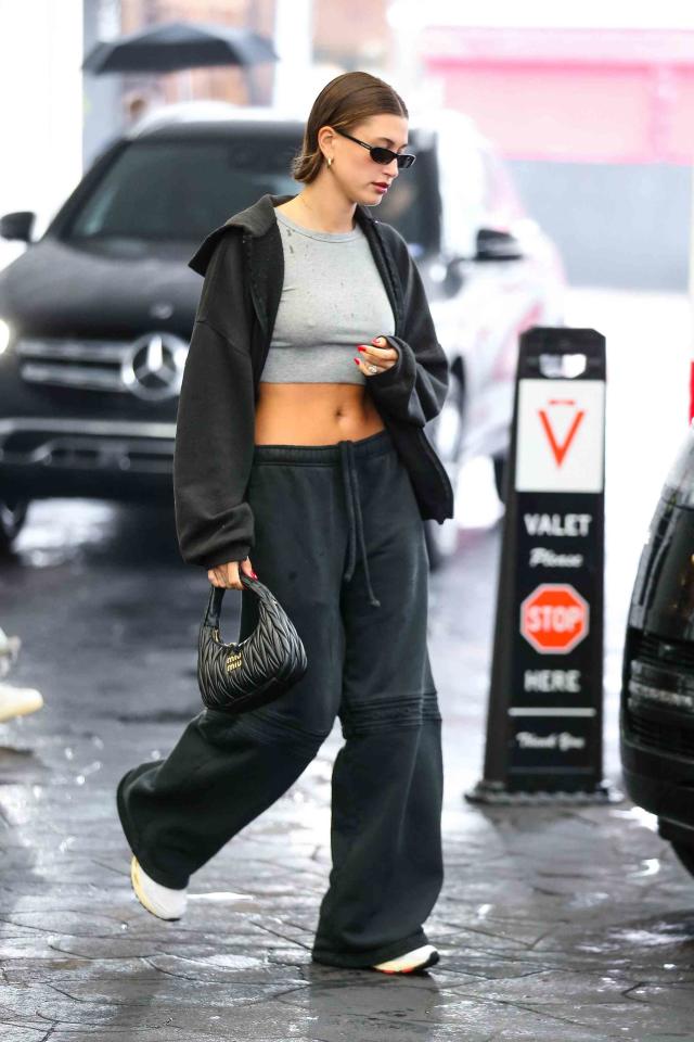 TRENDING: Athleisure Outfits You Must Try, Styling 3 Viral Activewear  Trends