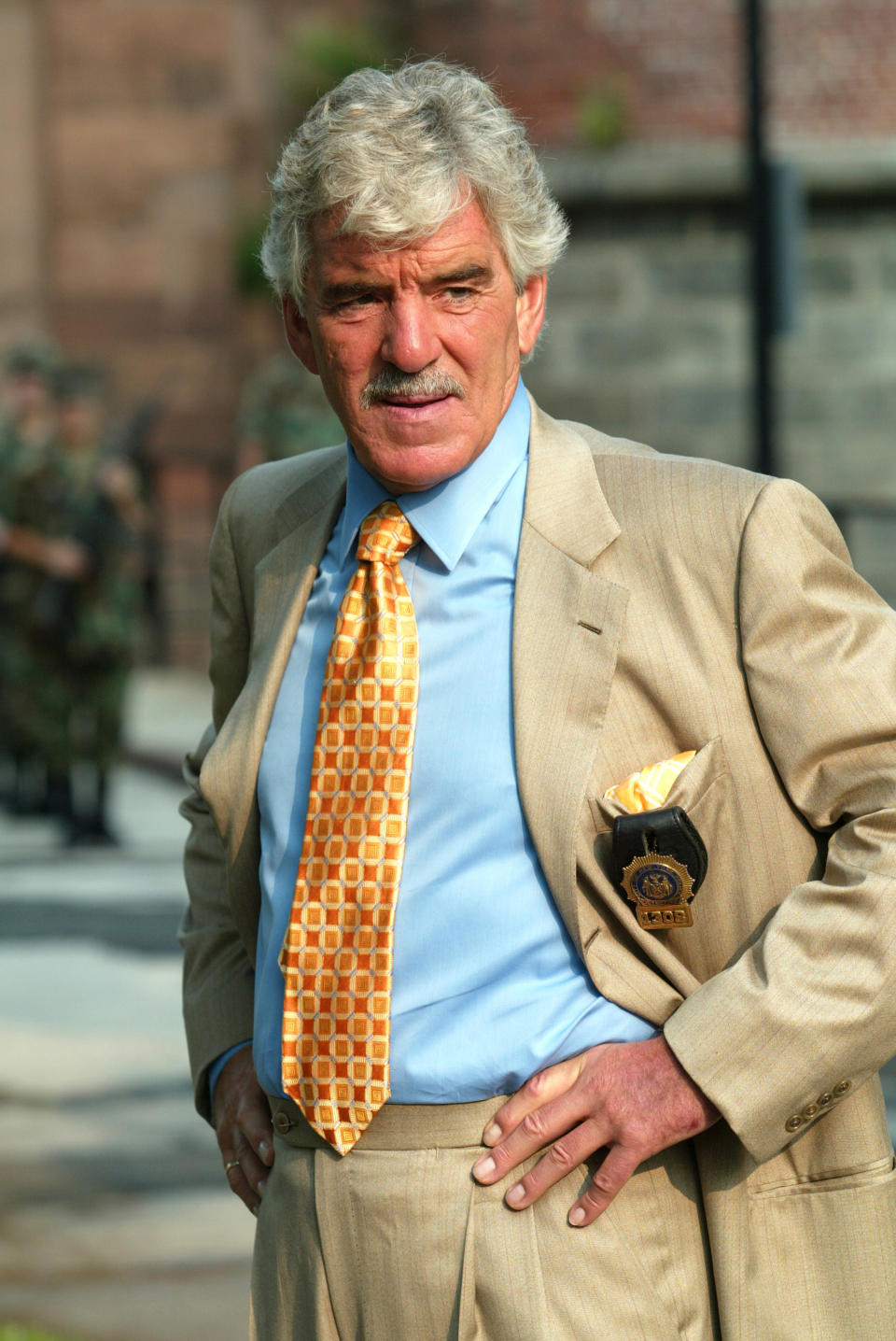 Dennis Farina as Detective Joe Fontana