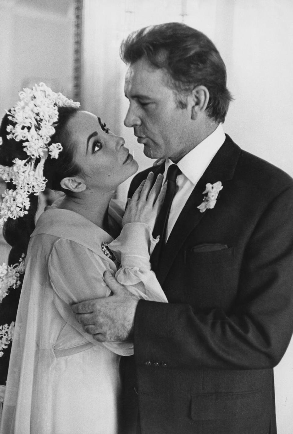 <p>After meeting on the set of <em>Cleopatra</em> and commencing <a href="https://www.goodhousekeeping.com/life/entertainment/g3370/elizabeth-taylor-richard-burton-love-story/" rel="nofollow noopener" target="_blank" data-ylk="slk:a paparazzi-ravaged relationship;elm:context_link;itc:0;sec:content-canvas" class="link ">a paparazzi-ravaged relationship</a>, Elizabeth Taylor and Welsh actor Richard Burton tied the knot in Montreal, Canada, on March 15. The in-love stars made a whopping 11 movies together before divorcing in June 1974. But their story wasn't quite finished, because they remarried again in October 1975, in Botswana. The flame flickered out eventually, however: The couple divorced a second time in July 1976.</p>