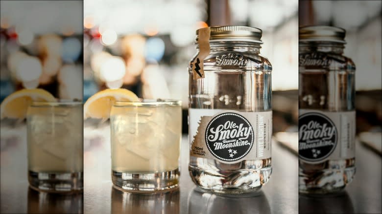 Ole Smoky White Lightnin' bottle