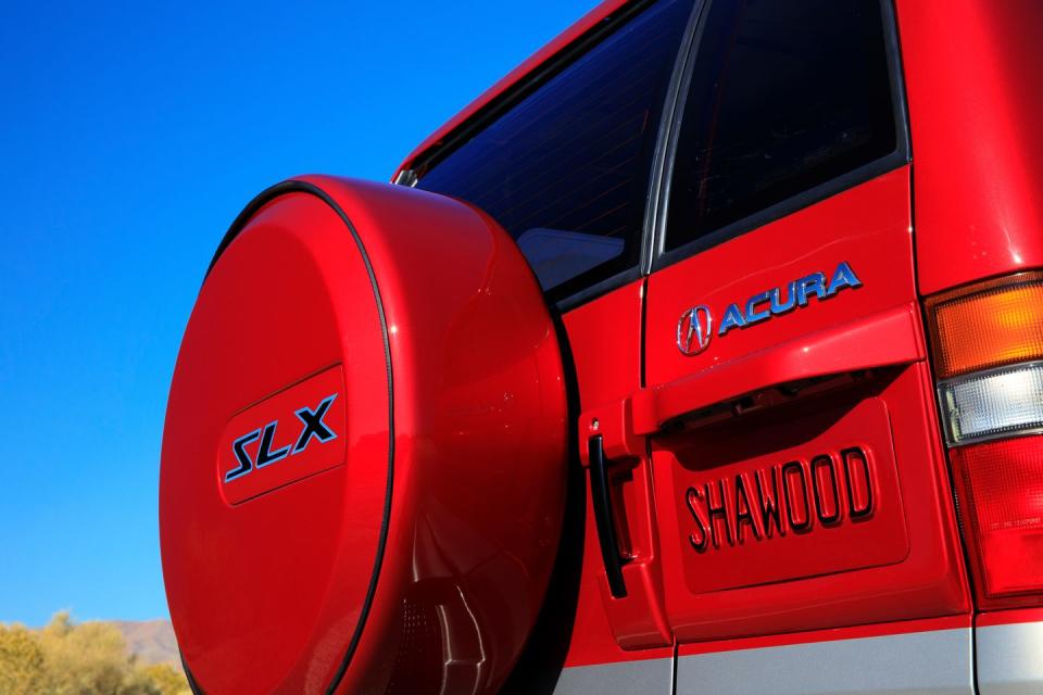 <p>Acura SLX</p>