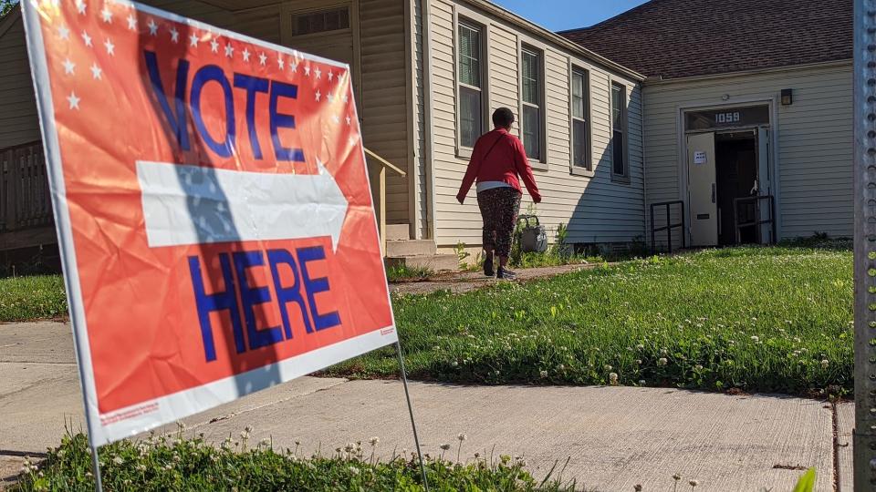 A voter walks into the York city polling place at the Yorktown Park Center on Kelly Drive,