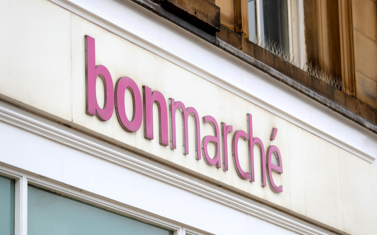 Fashion chain Bonmarché calls in administrators, Retail industry