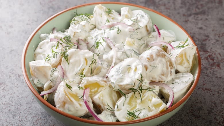 Creamy dill potato salad